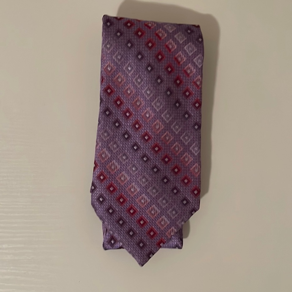 Kenneth Cole New York Purple Diamond Tie